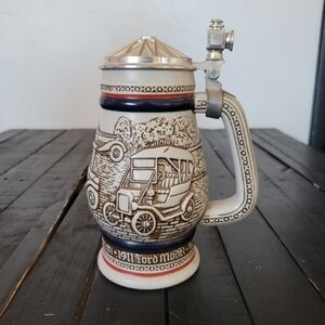 Avon Vintage 1979 Stein Collection Old Antique Classic Cars Model T Cream Brown